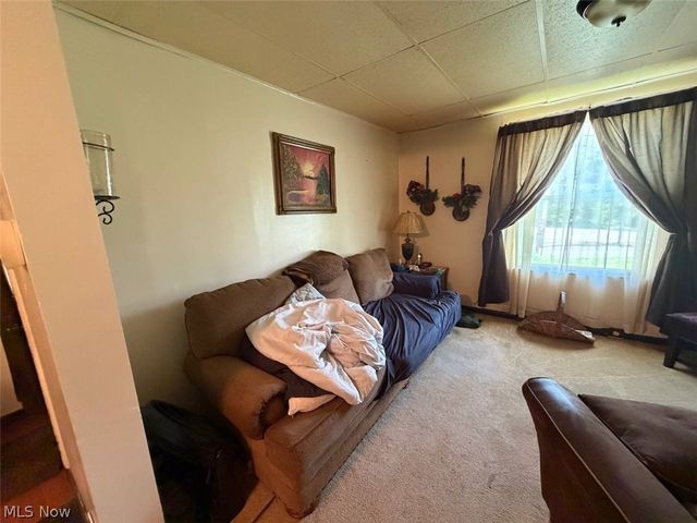 830 Bunker Hill Road, Ashtabula, OH 44004