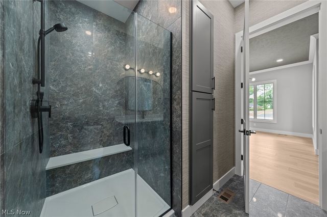 25428 Bryden Road, Beachwood, OH 44122