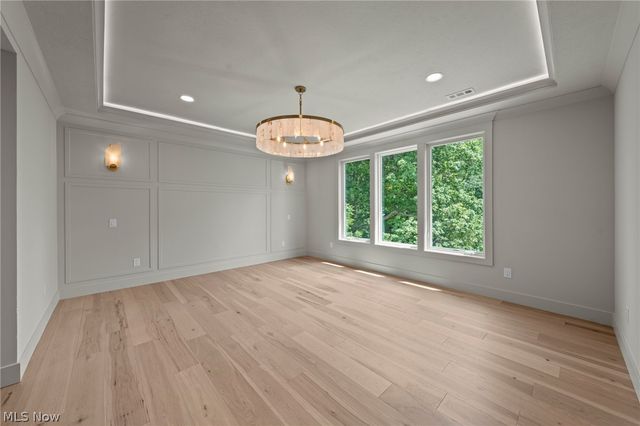 25428 Bryden Road, Beachwood, OH 44122