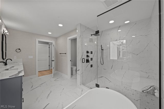 25428 Bryden Road, Beachwood, OH 44122