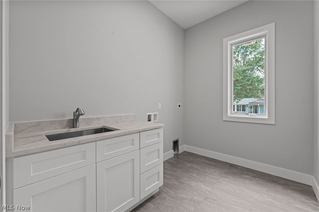 25428 Bryden Road, Beachwood, OH 44122