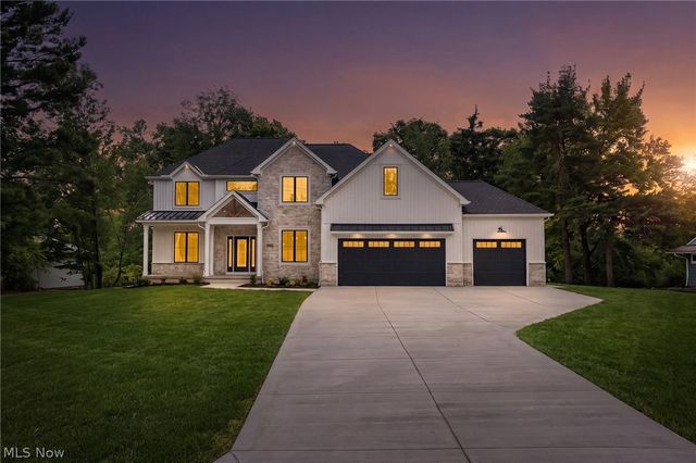 25428 Bryden Road, Beachwood, OH 44122