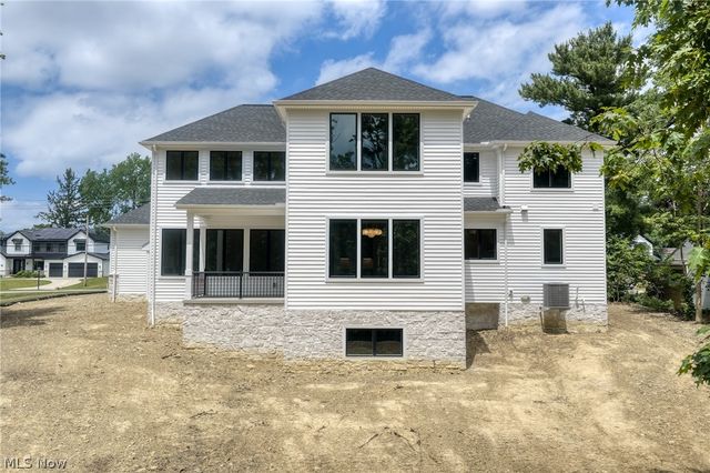 25428 Bryden Road, Beachwood, OH 44122