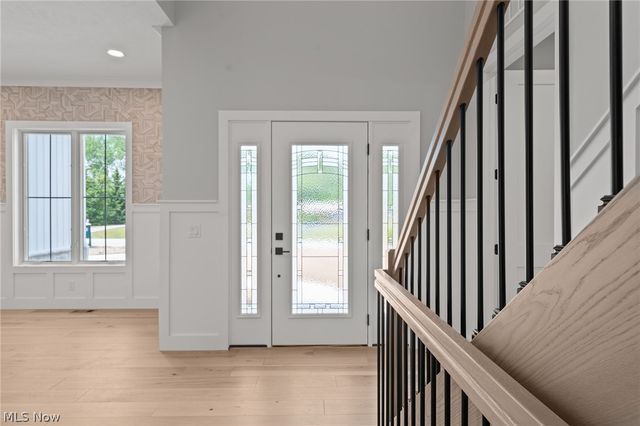 25428 Bryden Road, Beachwood, OH 44122