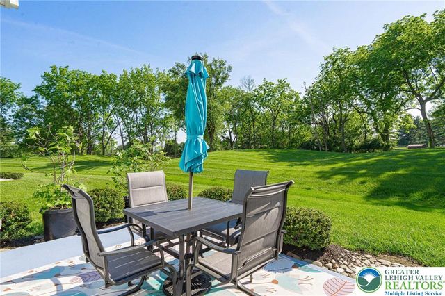 3903 Victors Way, Bethlehem Twp, PA 18045