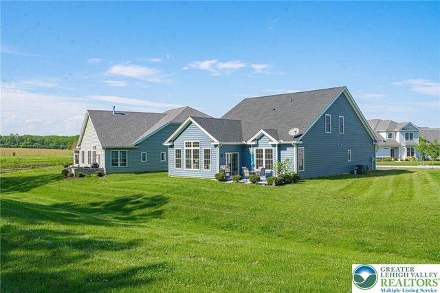 3903 Victors Way, Bethlehem Twp, PA 18045