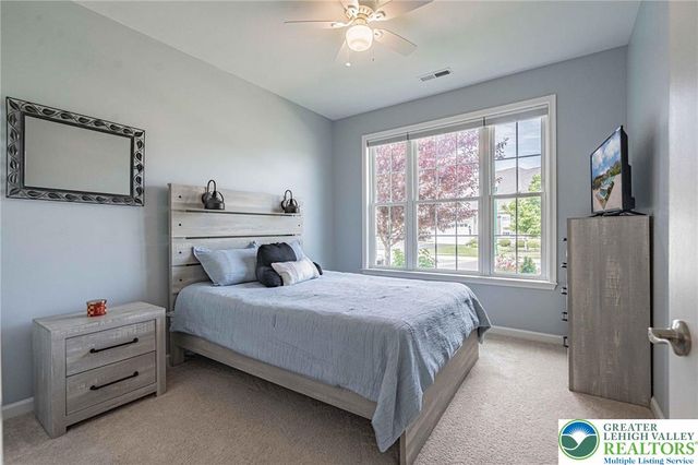 3903 Victors Way, Bethlehem Twp, PA 18045