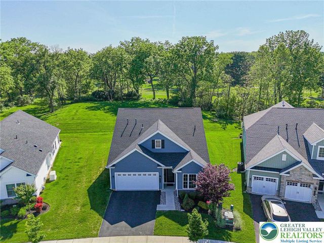3903 Victors Way, Bethlehem Twp, PA 18045
