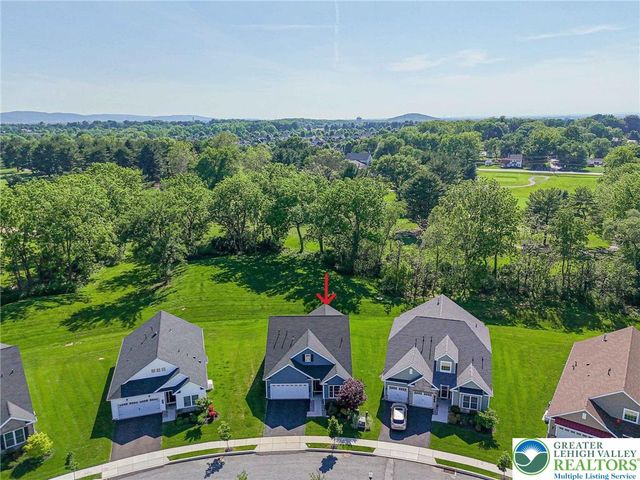 3903 Victors Way, Bethlehem Twp, PA 18045