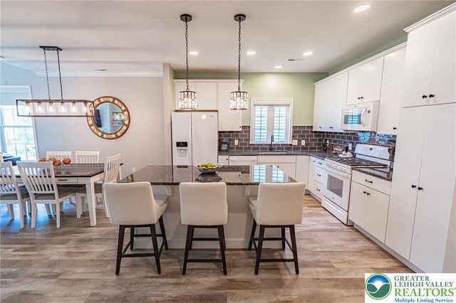 3903 Victors Way, Bethlehem Twp, PA 18045