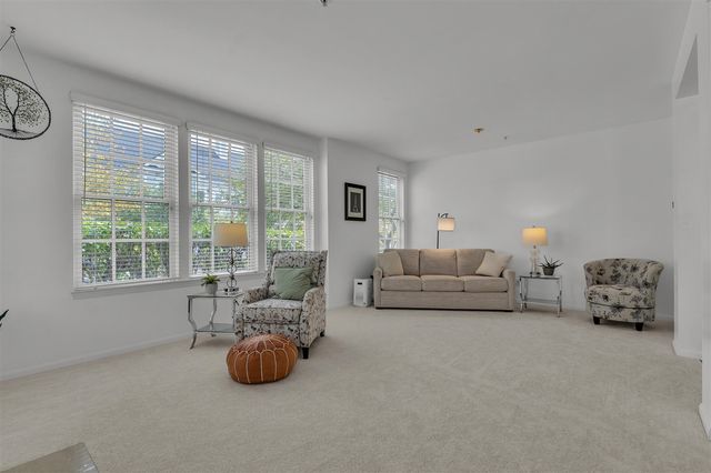 594 Constitution Street, Canton, MI 48188