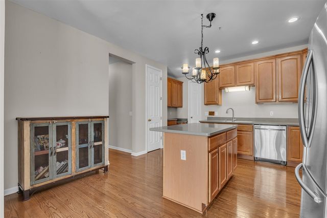 594 Constitution Street, Canton, MI 48188