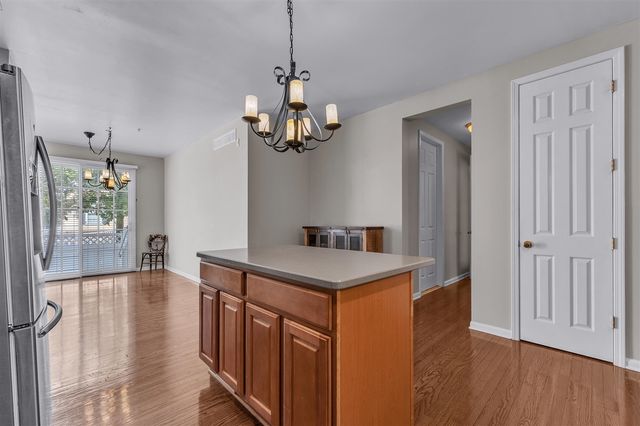 594 Constitution Street, Canton, MI 48188