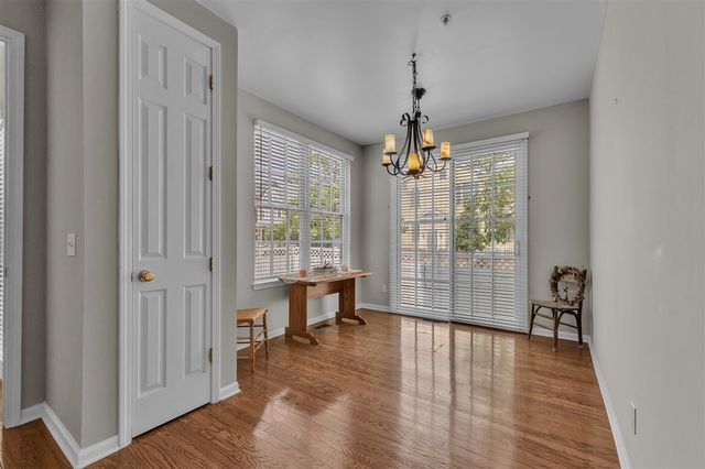 594 Constitution Street, Canton, MI 48188
