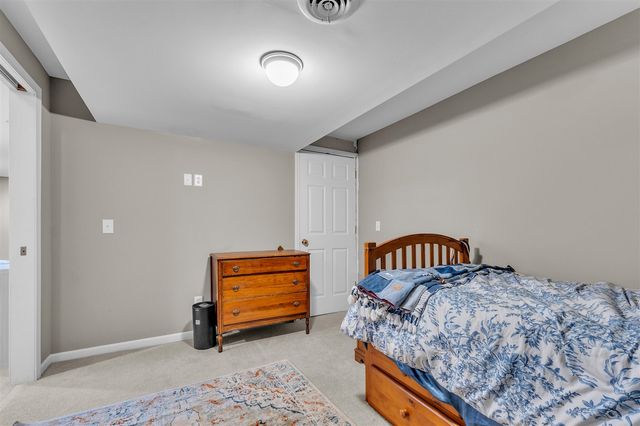 594 Constitution Street, Canton, MI 48188
