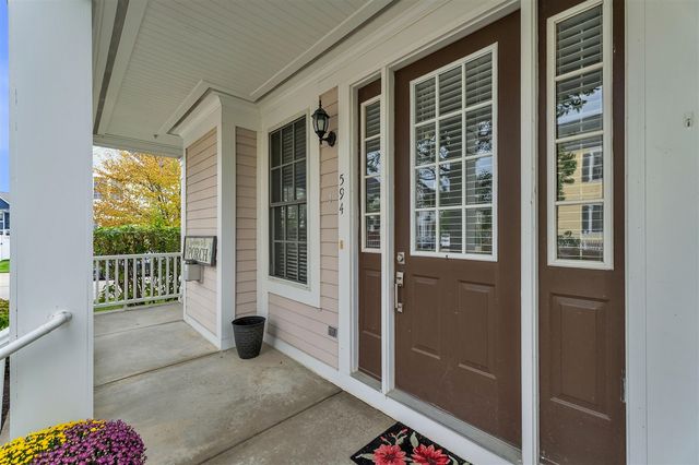 594 Constitution Street, Canton, MI 48188
