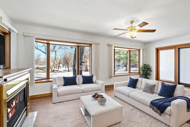5338 Lemley Circle SE, Prior Lake, MN 55372