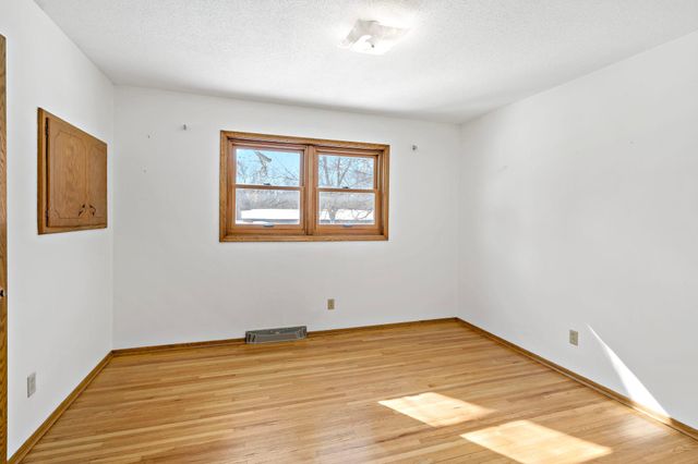 5338 Lemley Circle SE, Prior Lake, MN 55372