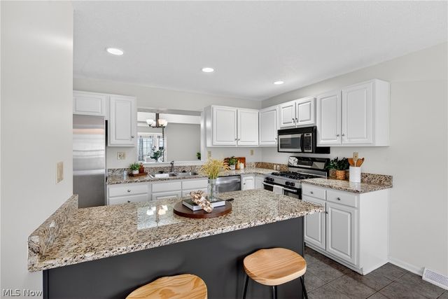 6943 Father Caruso Drive, Cleveland, OH 44102