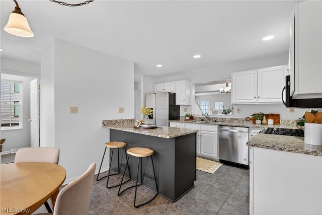 6943 Father Caruso Drive, Cleveland, OH 44102