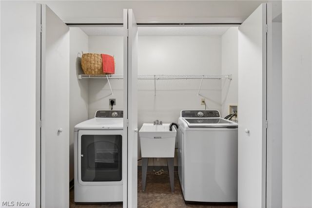 6943 Father Caruso Drive, Cleveland, OH 44102