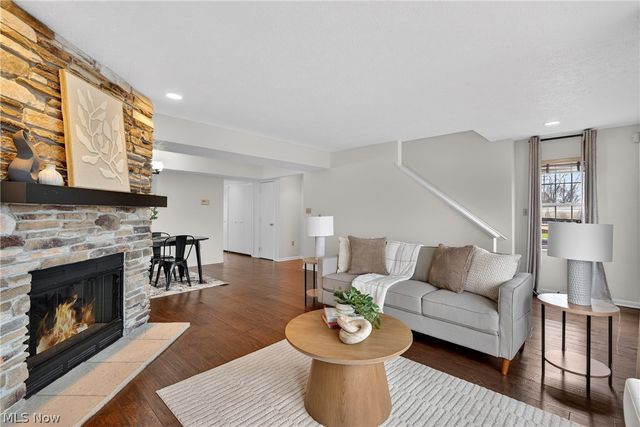 6943 Father Caruso Drive, Cleveland, OH 44102