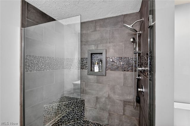 6943 Father Caruso Drive, Cleveland, OH 44102