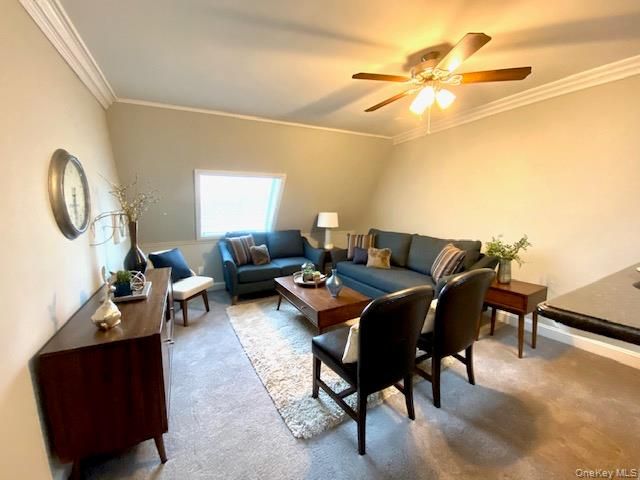1427 Broadway Avenue 273F, Hewlett, NY 11557