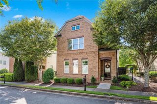 7845 Crownpoint Drive, Alpharetta, GA 30005