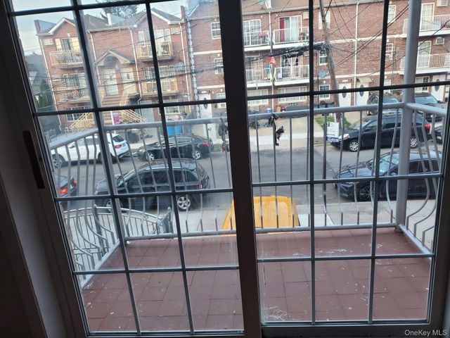 94-86 218th Street 2nd Floor, Queens Village, NY 11428