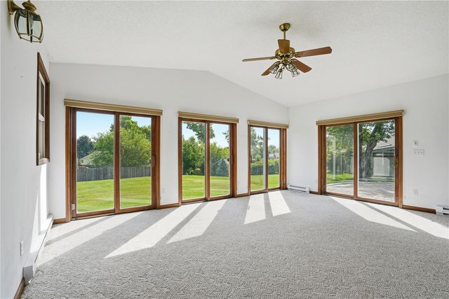 3904 Sally Drive NE, Cedar Rapids, IA 52402