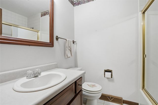 3904 Sally Drive NE, Cedar Rapids, IA 52402