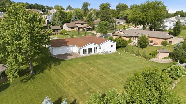 3904 Sally Drive NE, Cedar Rapids, IA 52402