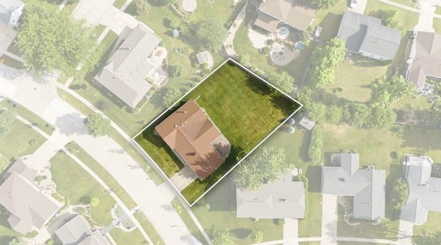 3904 Sally Drive NE, Cedar Rapids, IA 52402