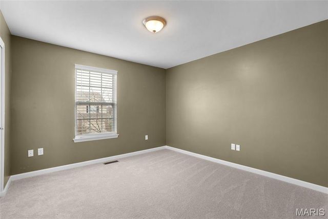 2002 Chestnut Pines Court, St Peters, MO 63376