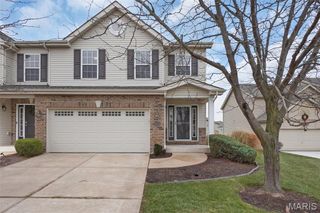 2002 Chestnut Pines Court, St Peters, MO 63376