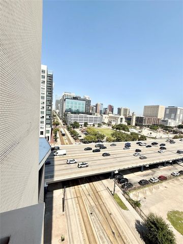 2016 Main Street 902, Houston, TX 77002