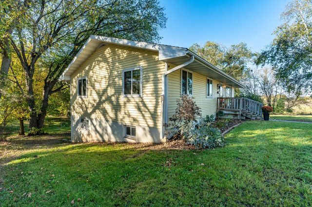 829 W 7th Avenue, Fergus Falls, MN 56537