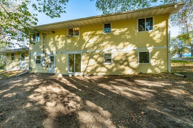 829 W 7th Avenue, Fergus Falls, MN 56537