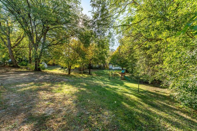 829 W 7th Avenue, Fergus Falls, MN 56537