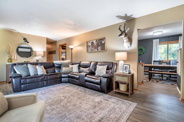 829 W 7th Avenue, Fergus Falls, MN 56537