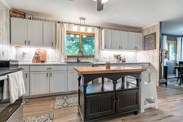 829 W 7th Avenue, Fergus Falls, MN 56537