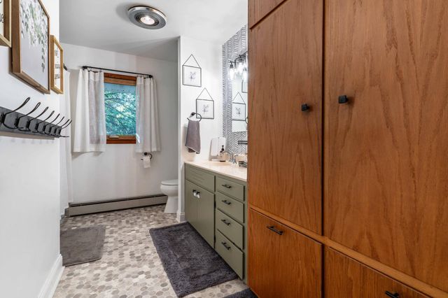 829 W 7th Avenue, Fergus Falls, MN 56537