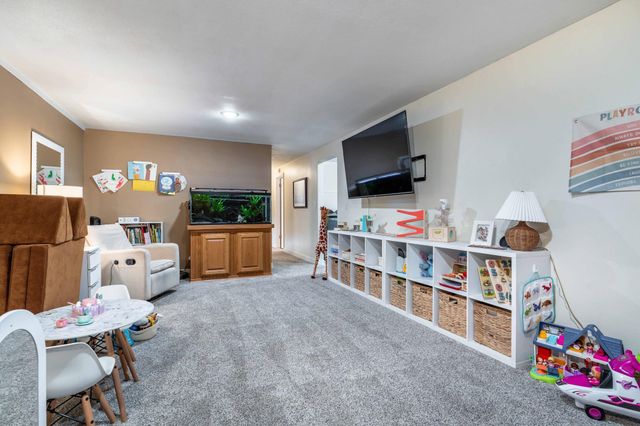 829 W 7th Avenue, Fergus Falls, MN 56537