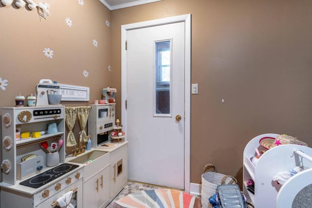 829 W 7th Avenue, Fergus Falls, MN 56537