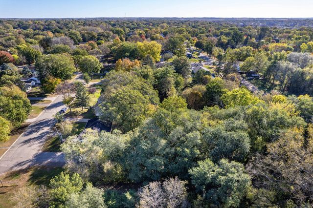 829 W 7th Avenue, Fergus Falls, MN 56537