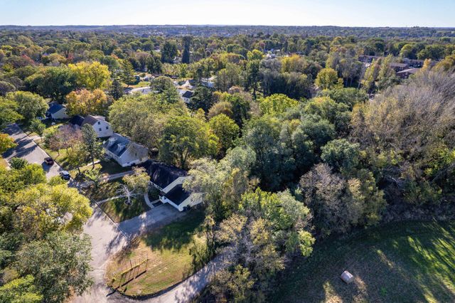 829 W 7th Avenue, Fergus Falls, MN 56537