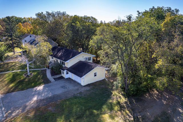 829 W 7th Avenue, Fergus Falls, MN 56537