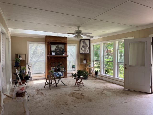 107 Ridge Court, Glen Rose, TX 76043