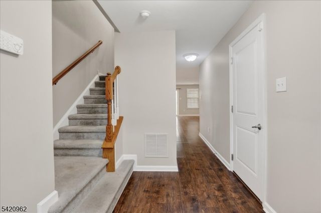 4 Jake Dr, Tinton Falls Boro, NJ 07712